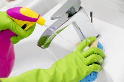 E6 cleaning agencies near East Ham 